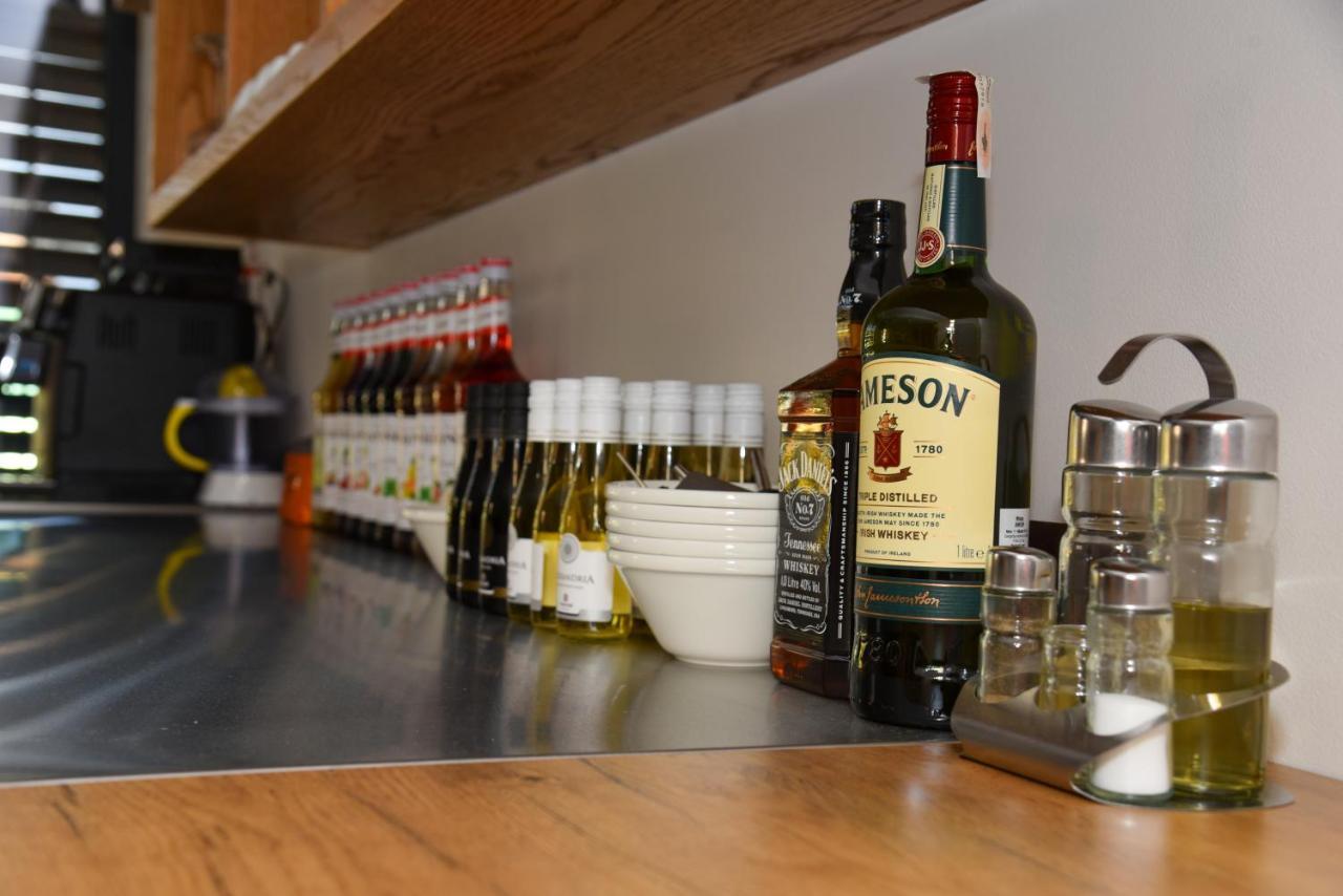 Merak Rooms & Caffe Bar Σάμπατς Εξωτερικό φωτογραφία