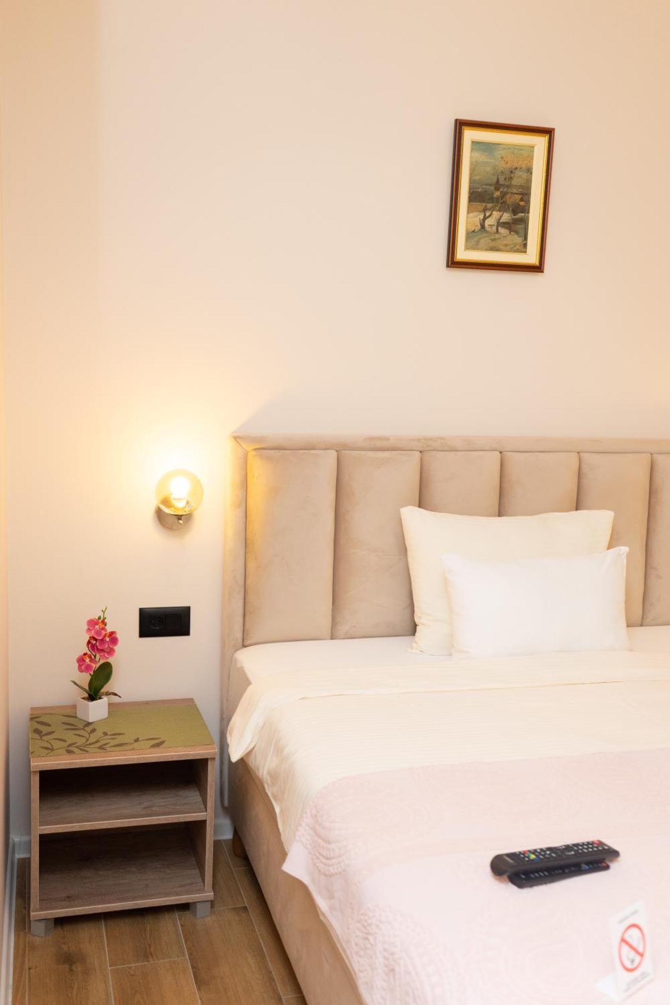 Merak Rooms & Caffe Bar Σάμπατς Εξωτερικό φωτογραφία