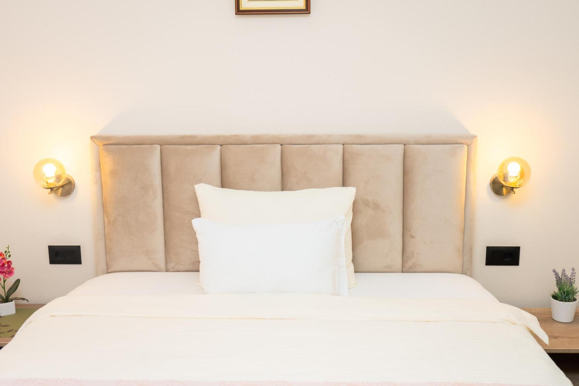 Merak Rooms & Caffe Bar Σάμπατς Εξωτερικό φωτογραφία